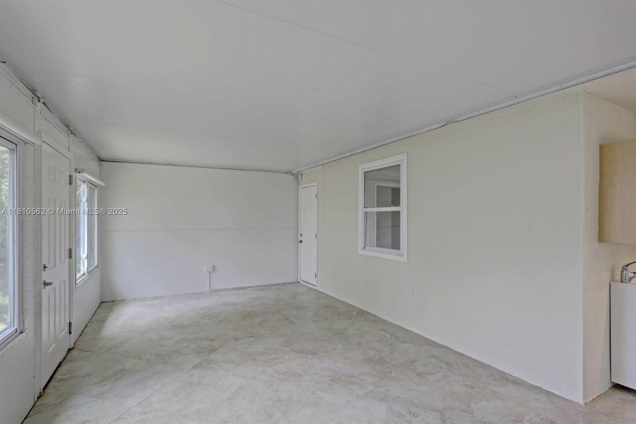 5156 Hartwick Ln, West Palm Beach, FL 33415 Photo