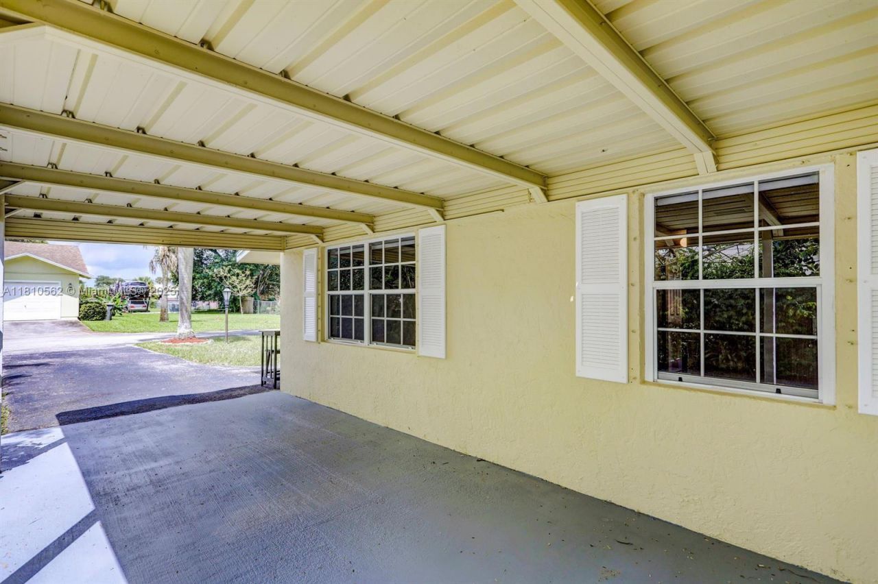 5156 Hartwick Ln, West Palm Beach, FL 33415 Photo