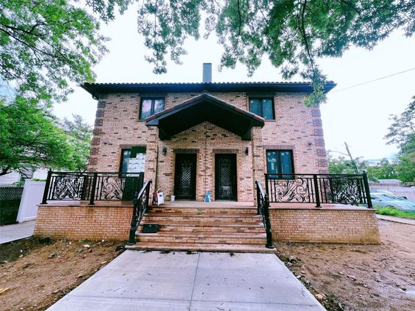 208-04 47th Avenue, Bayside, NY 11361