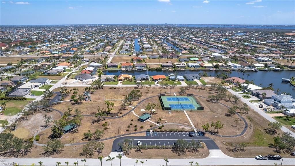 1424 SW 49th St, Cape Coral, FL 33914 Photo