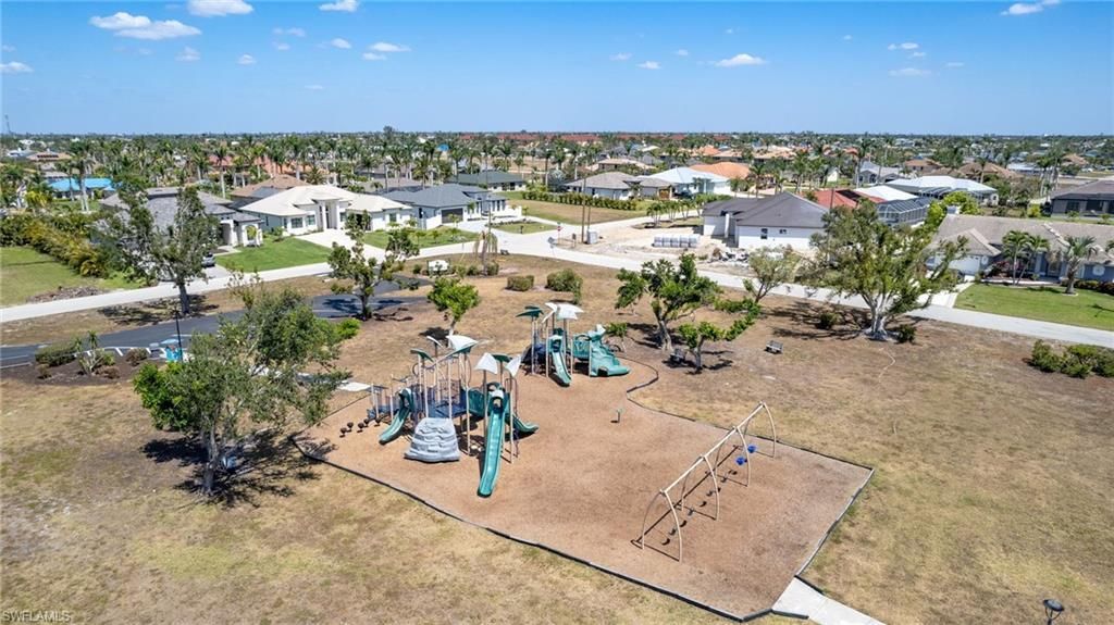 1424 SW 49th St, Cape Coral, FL 33914 Photo