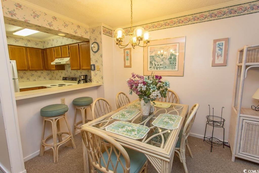 305 N Hillside Dr. Photo 10