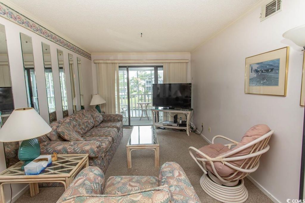 305 N Hillside Dr. Photo 12