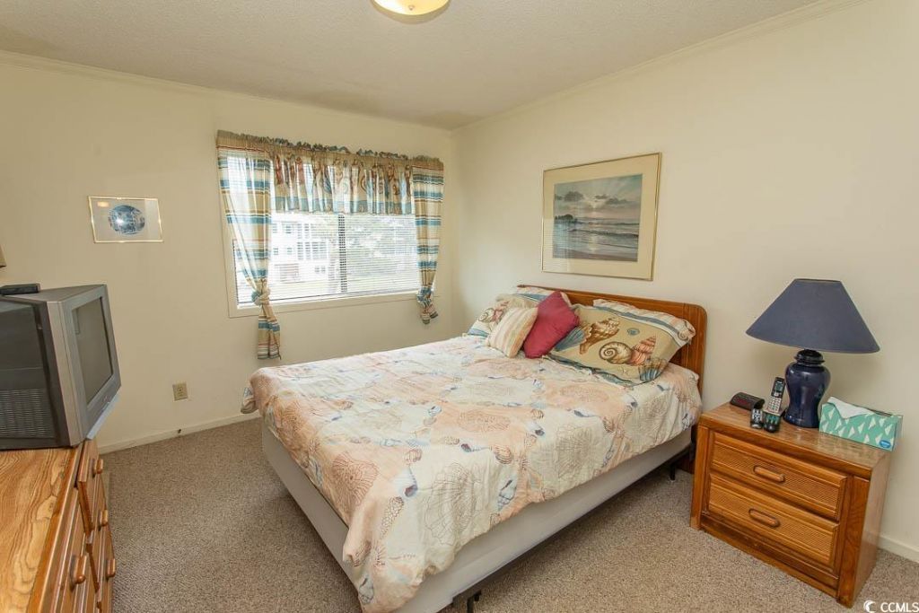 305 N Hillside Dr. Photo 16