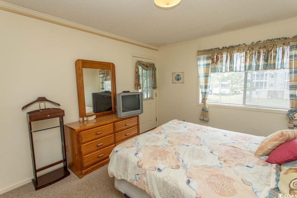 305 N Hillside Dr. Photo 17