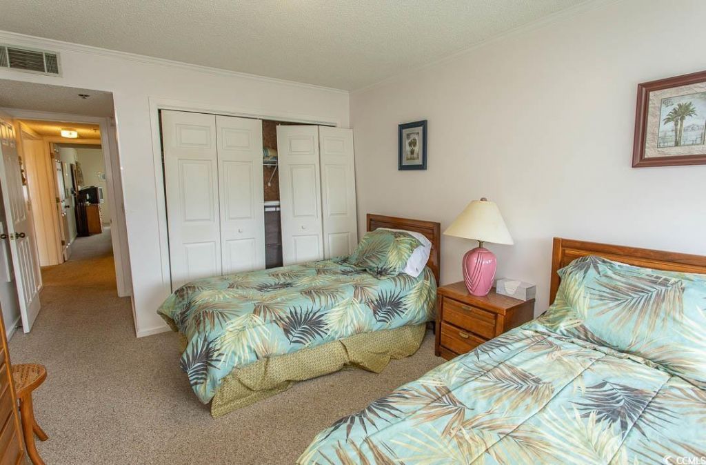 305 N Hillside Dr. Photo 28