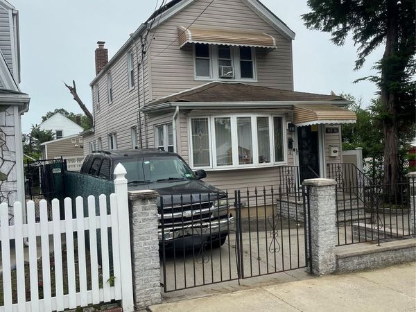 164-46 109 Avenue, Jamaica, NY 11433