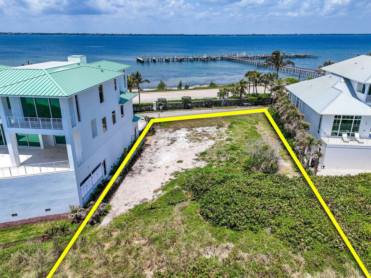 8128 S Ocean Drive, Jensen Beach, FL 34957 Photo