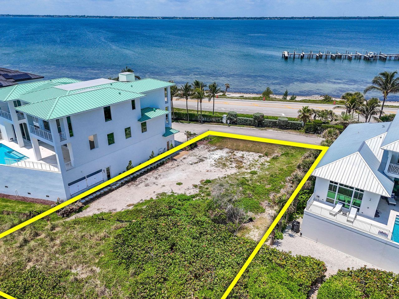 8128 S Ocean Drive, Jensen Beach, FL 34957 Photo