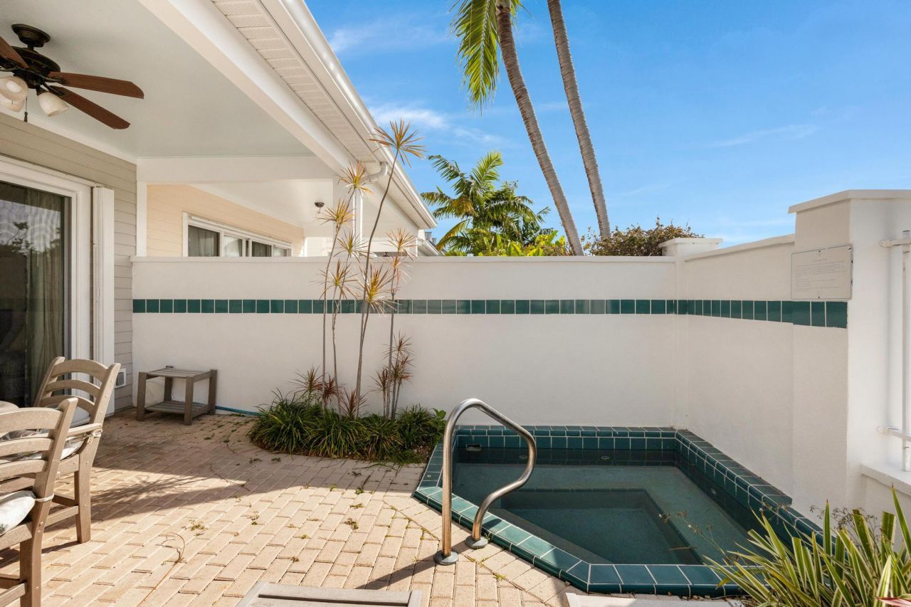 7021 Harbor Village Drive, Duck Key, FL 33050 Photo