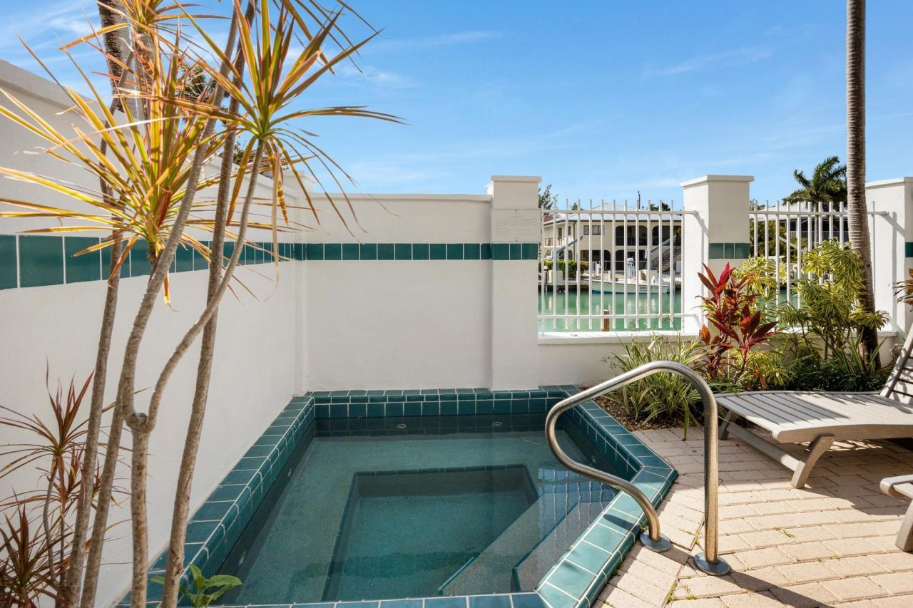 7021 Harbor Village Drive, Duck Key, FL 33050 Photo