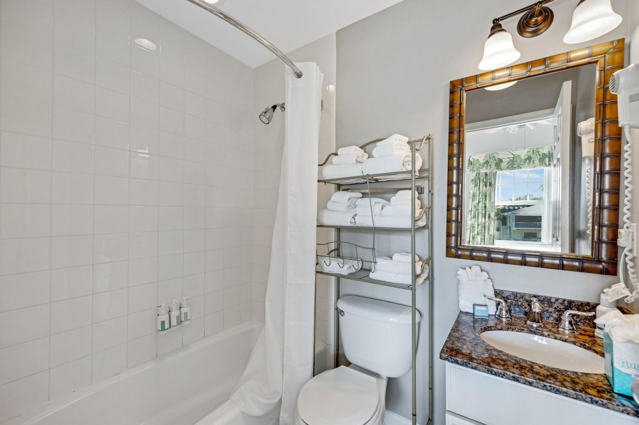 7021 Harbor Village Drive, Duck Key, FL 33050 Photo