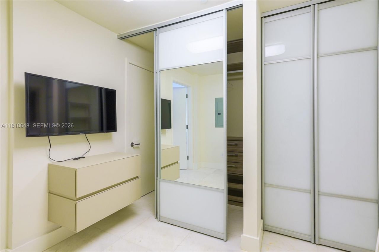 360 Ocean Dr, Unit 205S, Key Biscayne, FL 33149 Photo