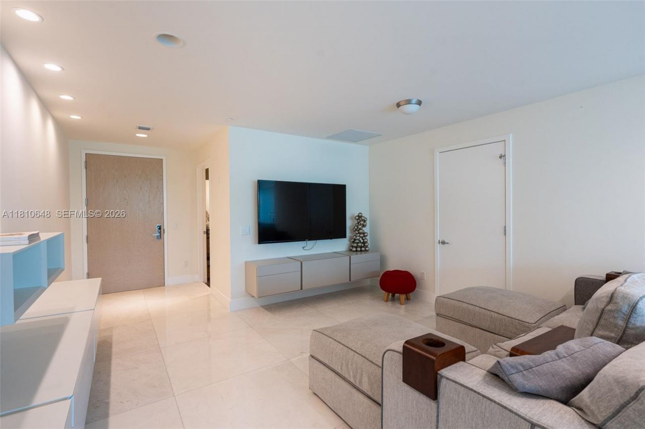 360 Ocean Dr, Unit 205S, Key Biscayne, FL 33149 Photo