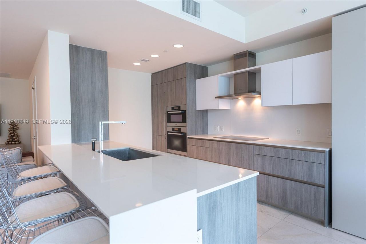 360 Ocean Dr, Unit 205S, Key Biscayne, FL 33149 Photo