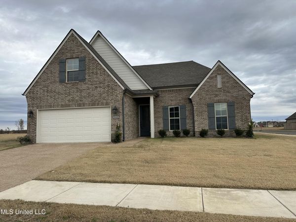 3128 Leatherman Drive, Lake Cormorant, MS 38641