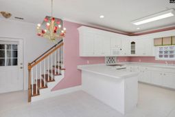 117 York Commons photo 4