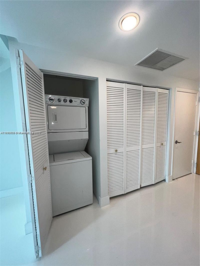 244 Biscayne Blvd, Unit 643, Miami, FL 33132 Photo