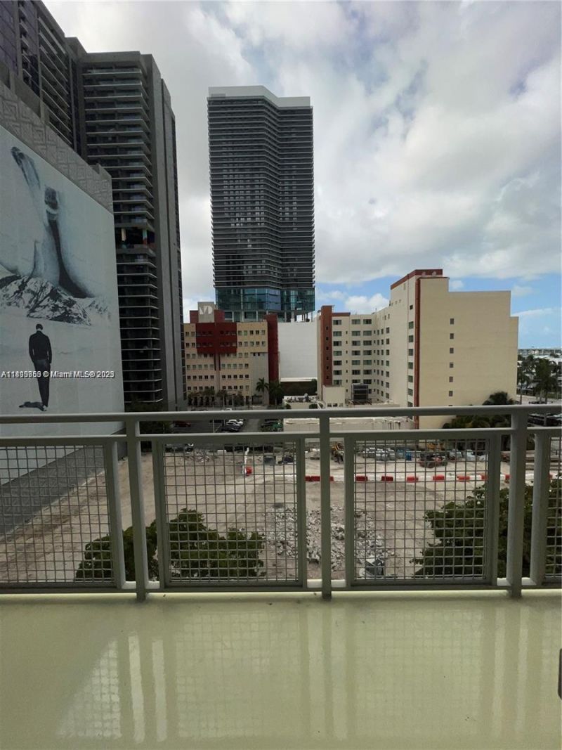244 Biscayne Blvd, Unit 643, Miami, FL 33132 Photo