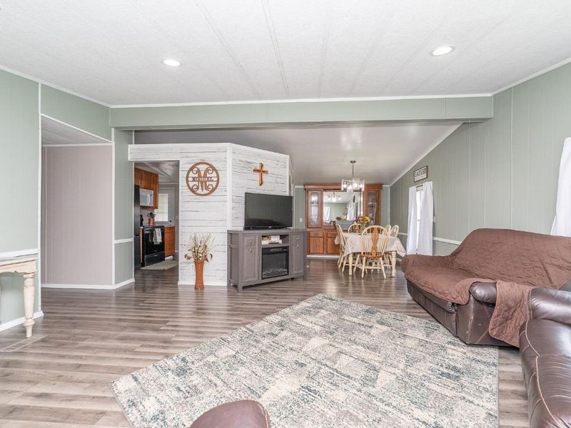 1203 Chateau Court, Findlay, OH 45840 Photo 5