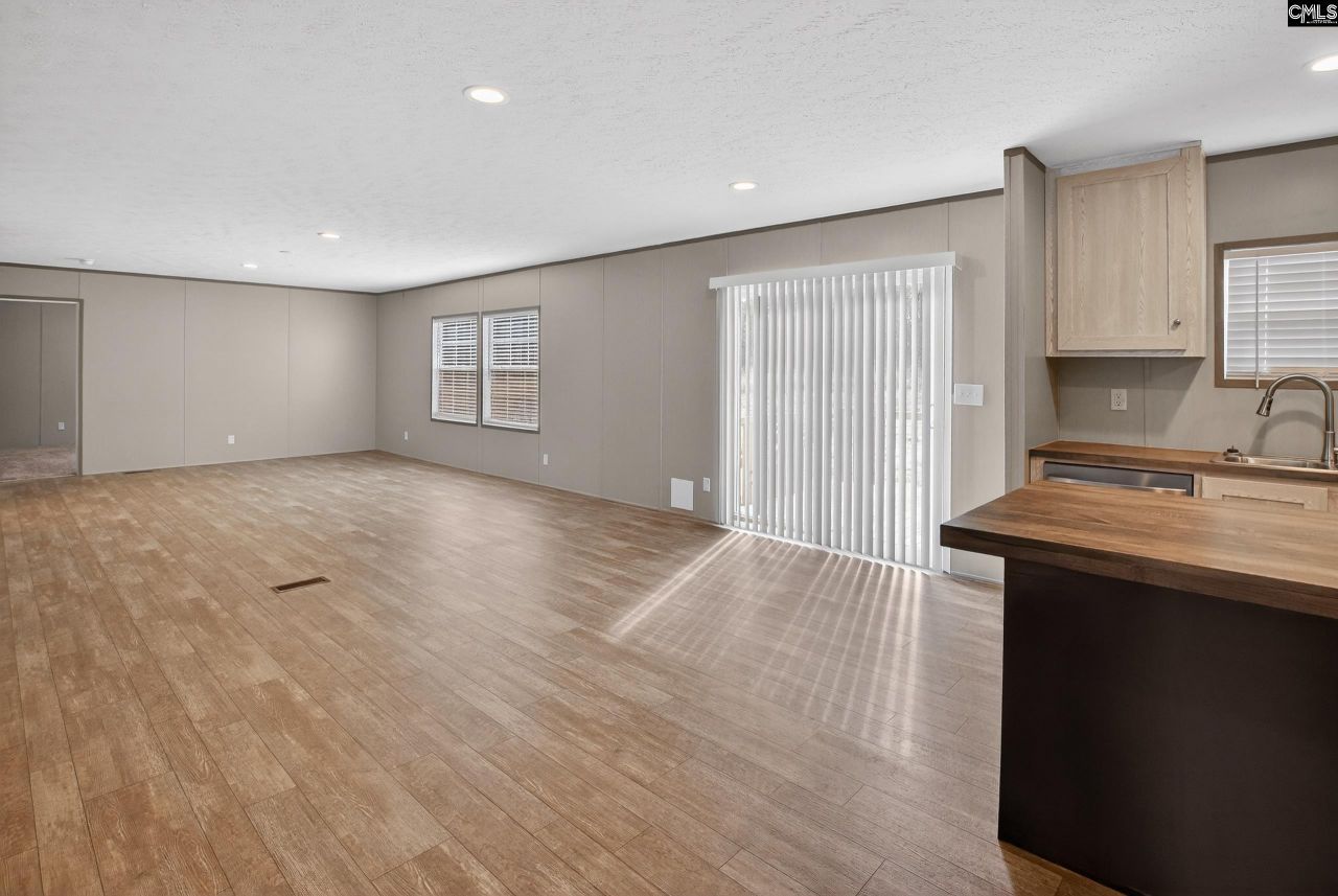 812 White Pond Road Photo 15