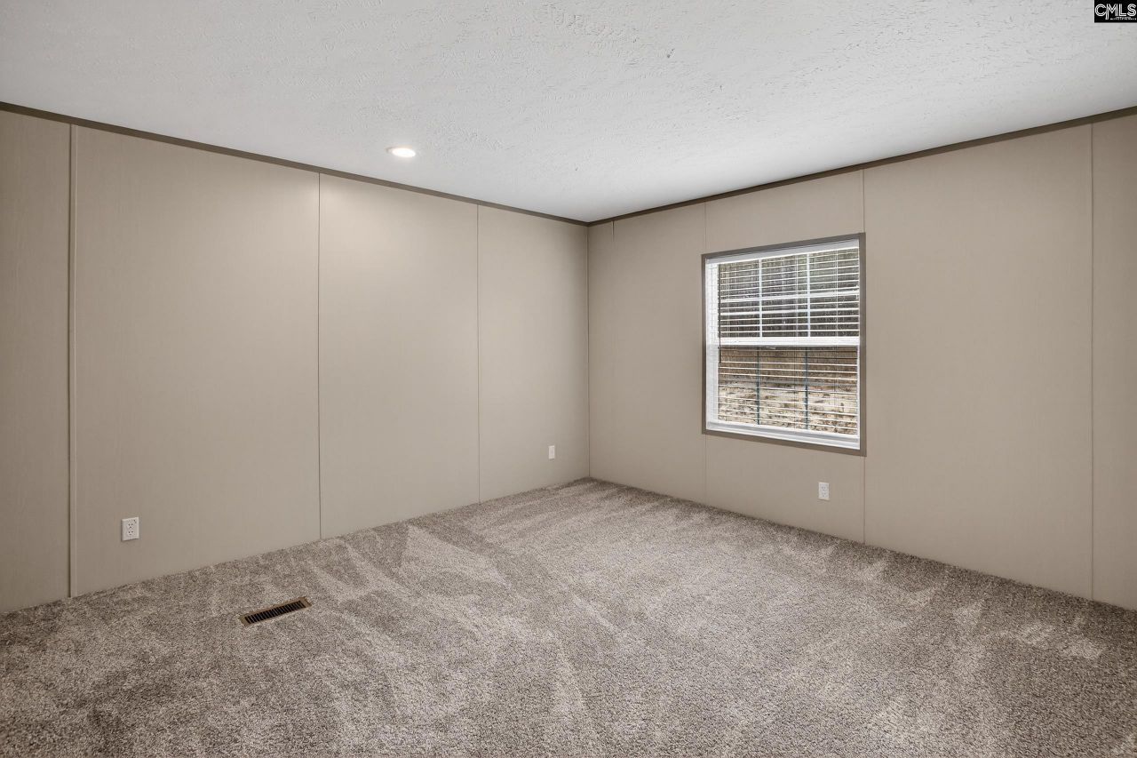 812 White Pond Road Photo 22