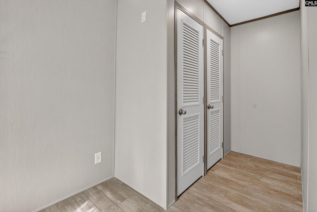 812 White Pond Road Photo 25