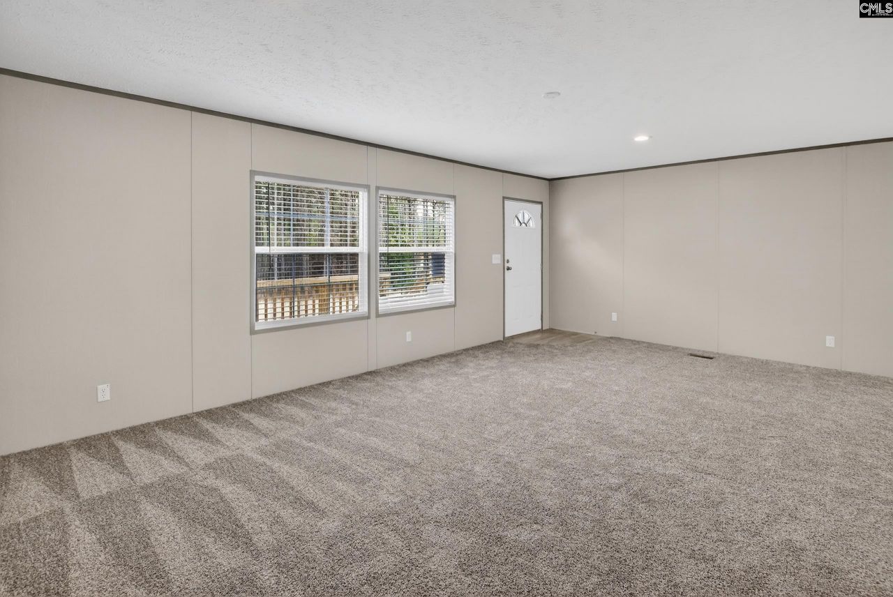 812 White Pond Road Photo 7