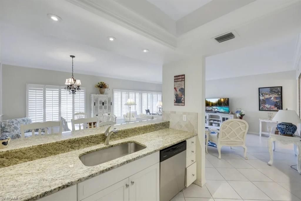 6770 Pelican Bay Blvd, Unit 225, Naples, FL 34108 Photo