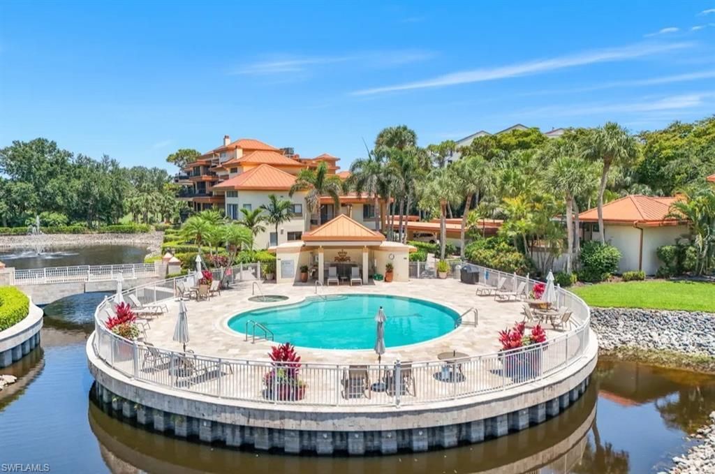 6770 Pelican Bay Blvd, Unit 225, Naples, FL 34108 Photo