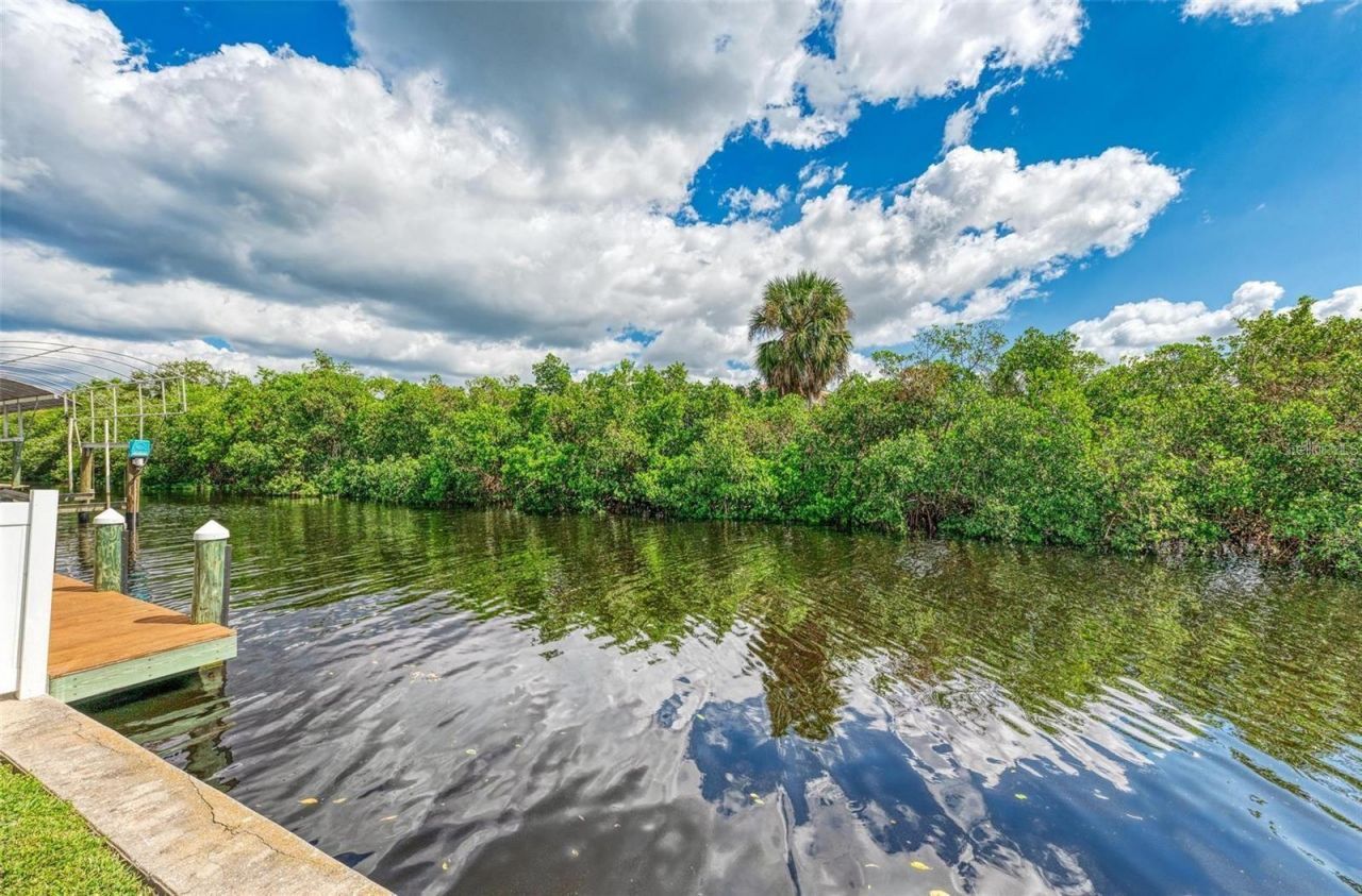 808 25th Avenue W, Palmetto, FL 34221 Photo