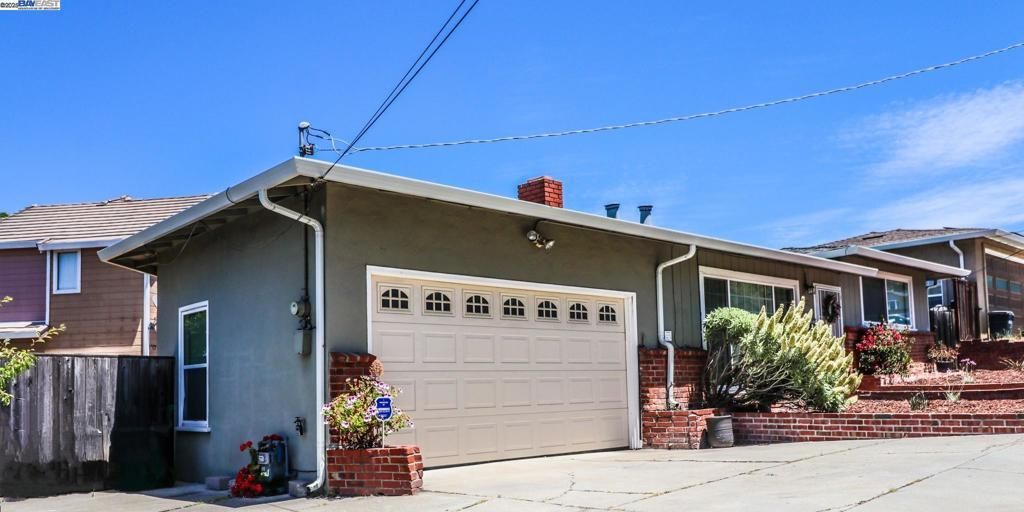 2272 2272 Kelly St, Hayward, CA 94541 Main Photo