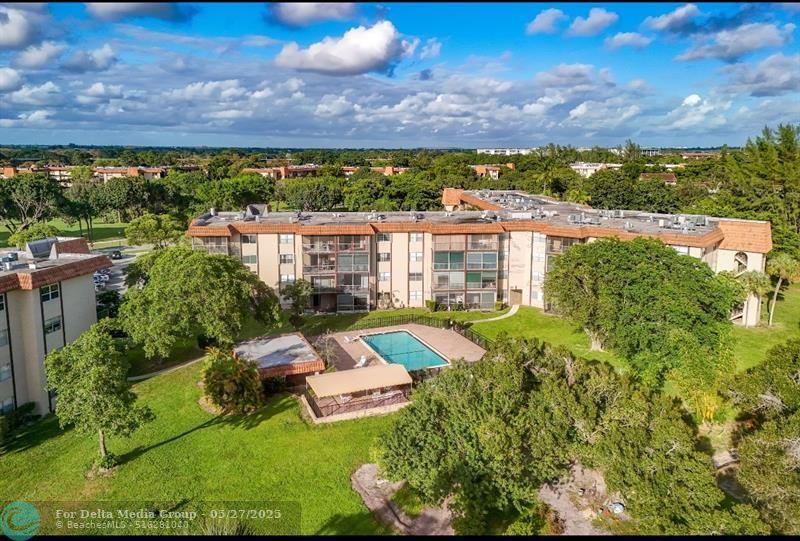 6100 S Falls Circle Drive, Unit 204, Lauderhill, FL 33319 Photo