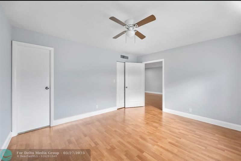 6100 S Falls Circle Drive, Unit 204, Lauderhill, FL 33319 Photo