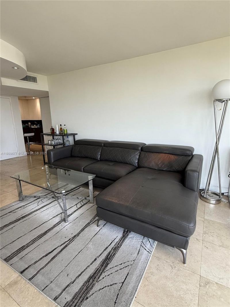 3375 N Country Club Dr, Unit 1004, Aventura, FL 33180 Photo