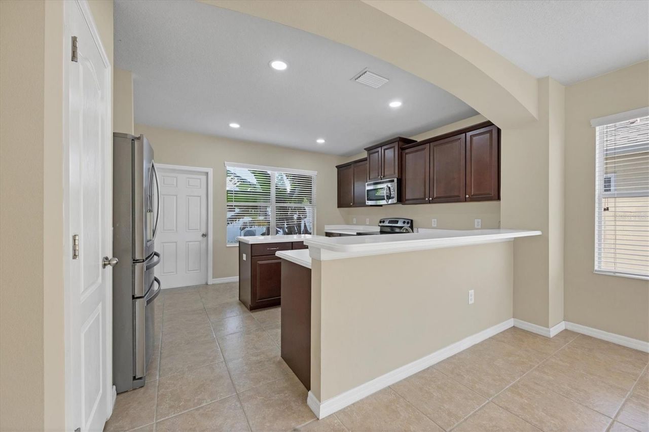 4811 Woodbrook Drive, Sarasota, FL 34243 Photo