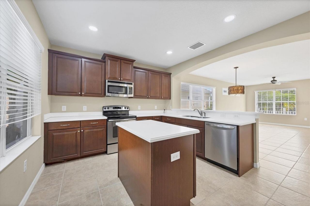 4811 Woodbrook Drive, Sarasota, FL 34243 Photo