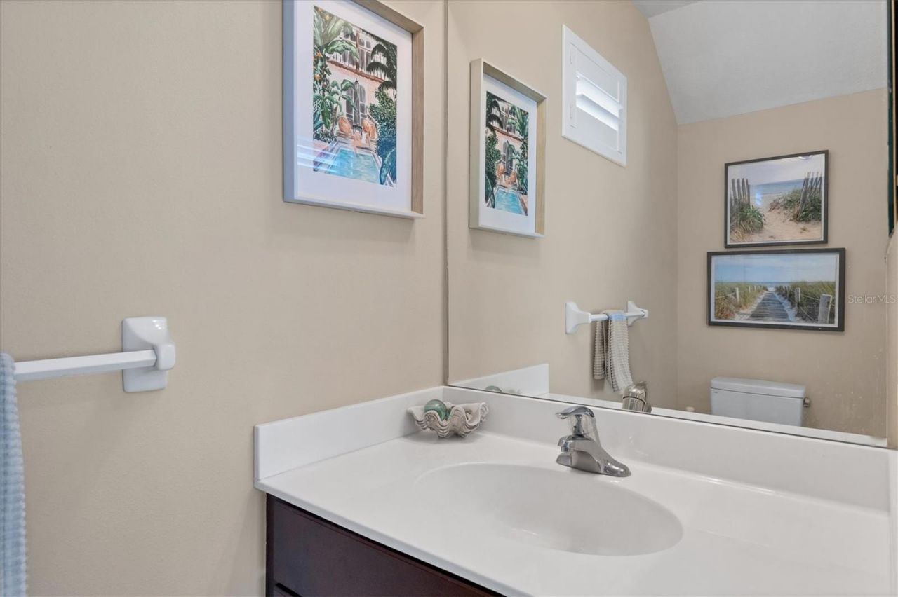 4811 Woodbrook Drive, Sarasota, FL 34243 Photo