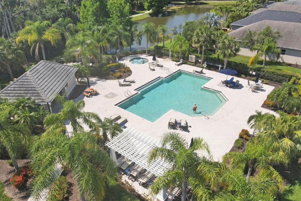 4811 Woodbrook Drive, Sarasota, FL 34243 Photo