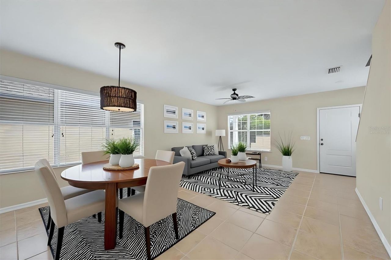 4811 Woodbrook Drive, Sarasota, FL 34243 Photo