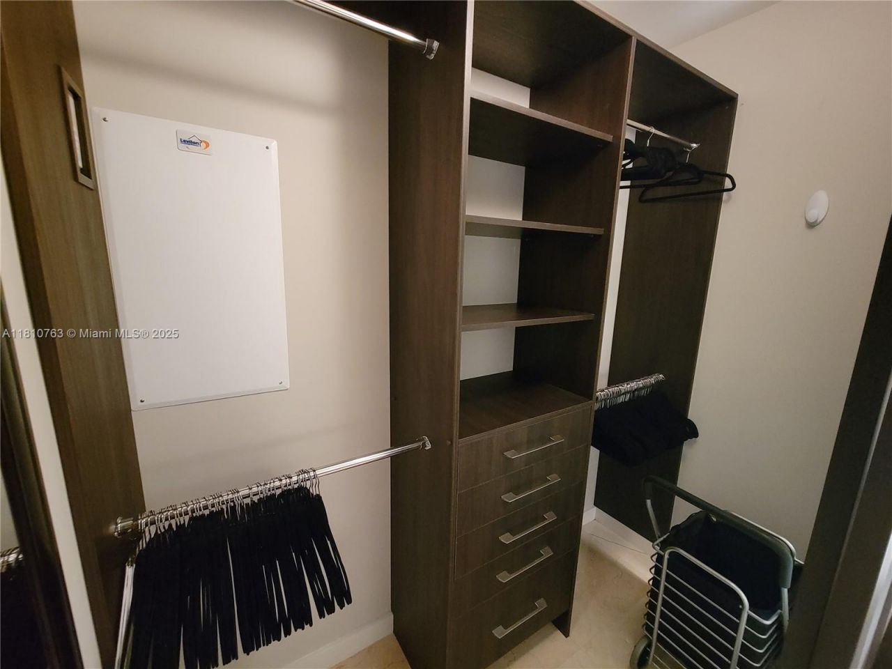 1830 S Ocean Dr, Unit 2312, Hallandale Beach, FL 33009 Photo