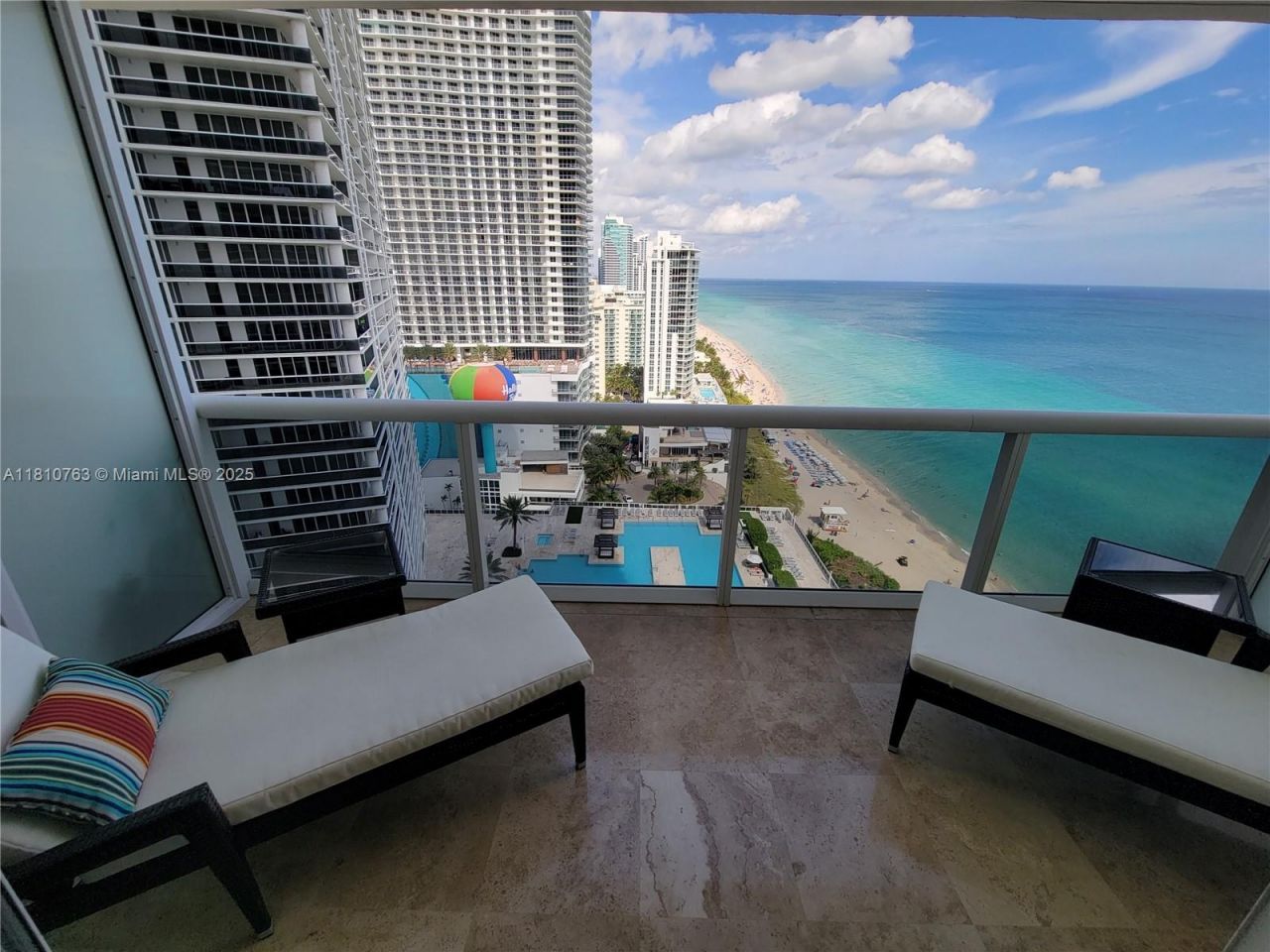 1830 S Ocean Dr, Unit 2312, Hallandale Beach, FL 33009 Photo
