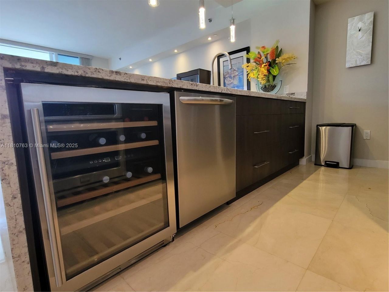 1830 S Ocean Dr, Unit 2312, Hallandale Beach, FL 33009 Photo