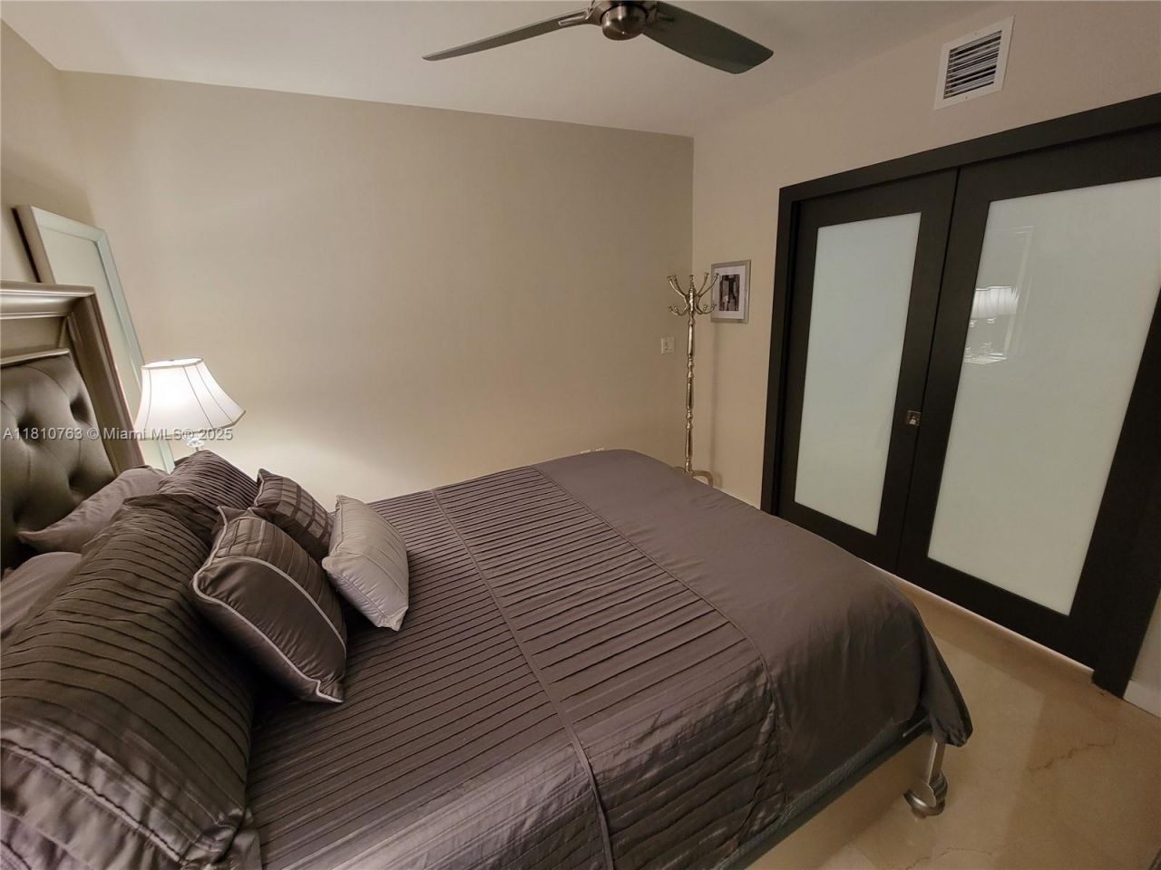 1830 S Ocean Dr, Unit 2312, Hallandale Beach, FL 33009 Photo