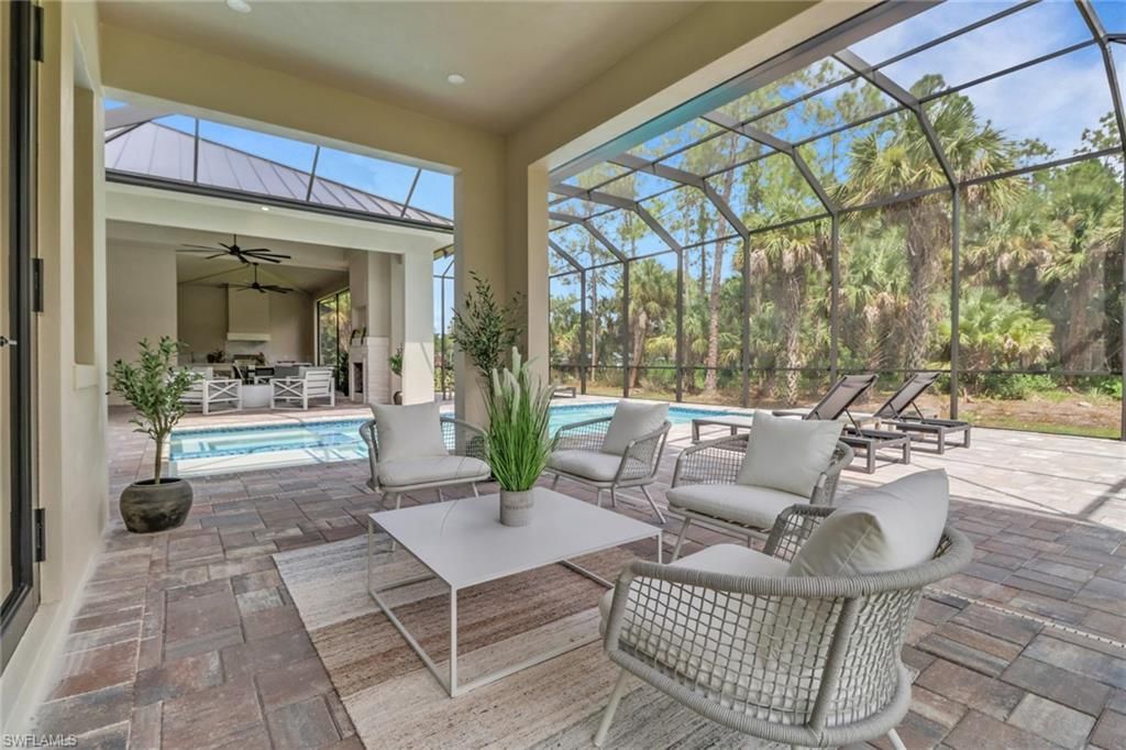 524 13th St Sw, Naples, FL 34117 Photo