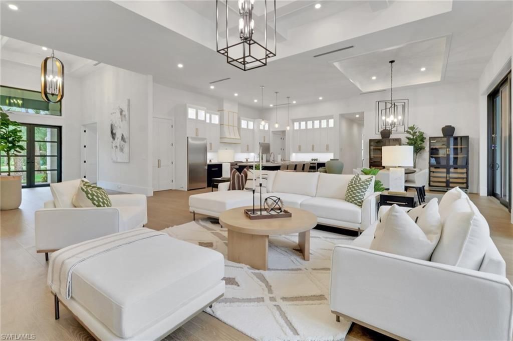 524 13th St Sw, Naples, FL 34117 Photo