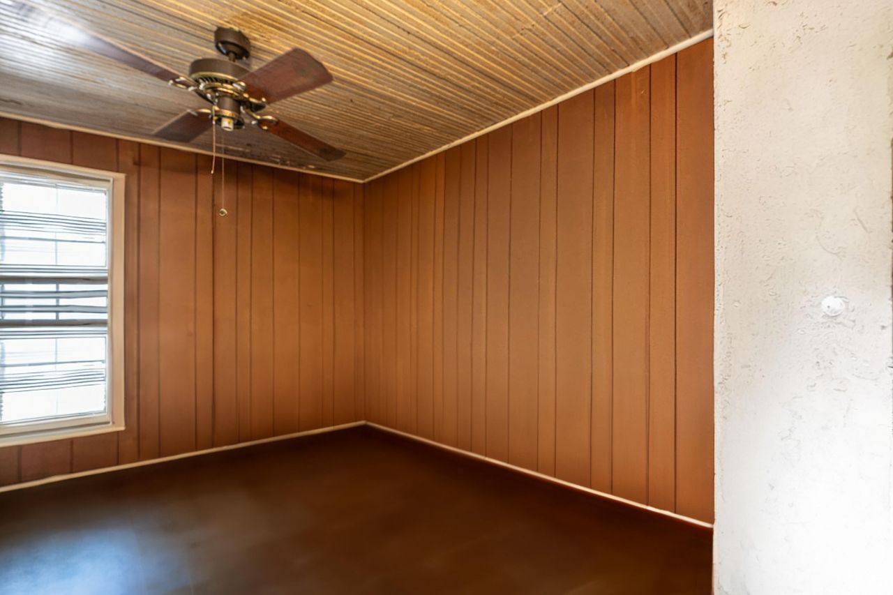 200 Fishburne Street Photo 23