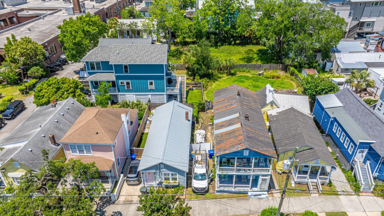 200 Fishburne Street Photo 32