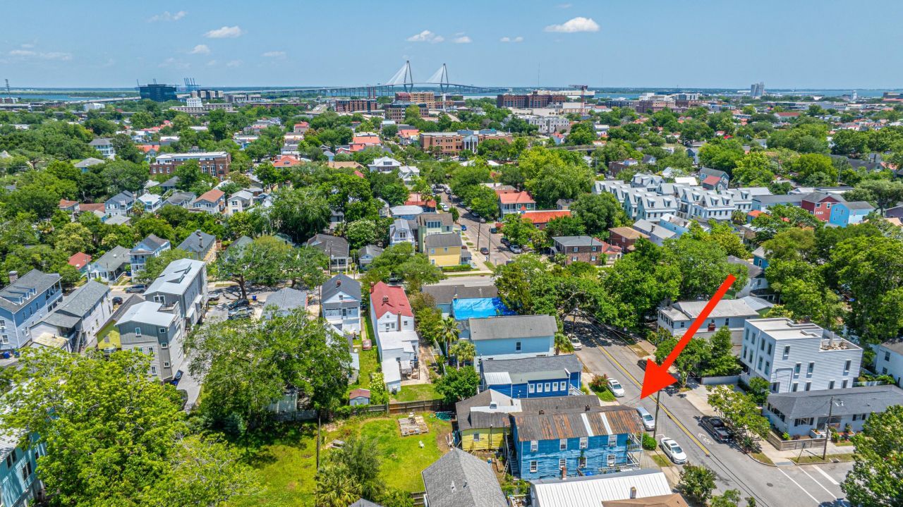 200 Fishburne Street Photo 46