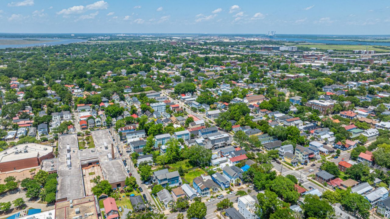 200 Fishburne Street Photo 51